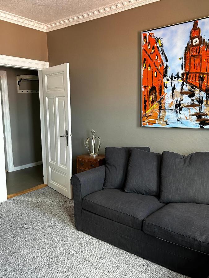 Apartamento Traumhafter Altbaucharme In Zentraler Lage Kiel Exterior foto