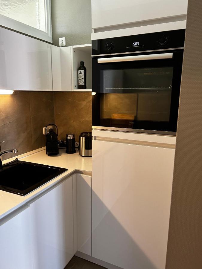Apartamento Traumhafter Altbaucharme In Zentraler Lage Kiel Exterior foto